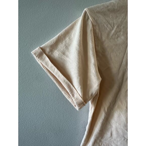 Levi’s Crop Top Meet and Greet Rolled Sleeve Tee Logo Peach Size Large 12-13yrs - Picture 3 of 7